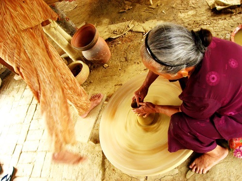 Thanh Ha pottery village tour