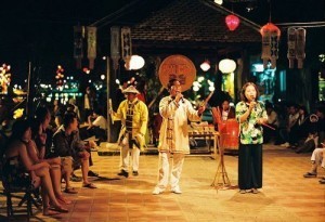 bai choi - traditional game in hoi an